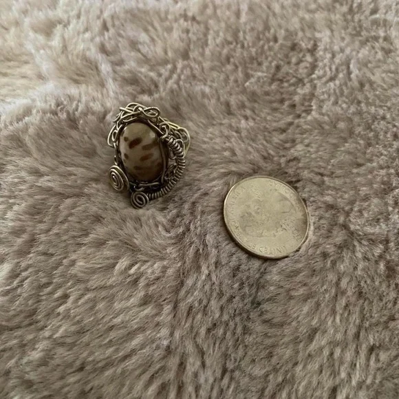 NWOT Handmade Wire wrapped Ring w Stone - Picture 4 of 4